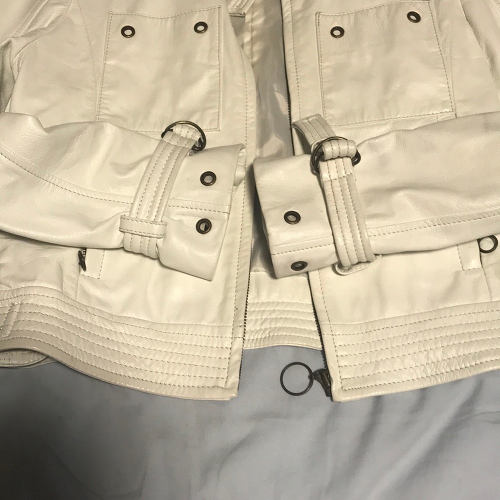 Gorgeous White Leather Jacket Euc - image 3